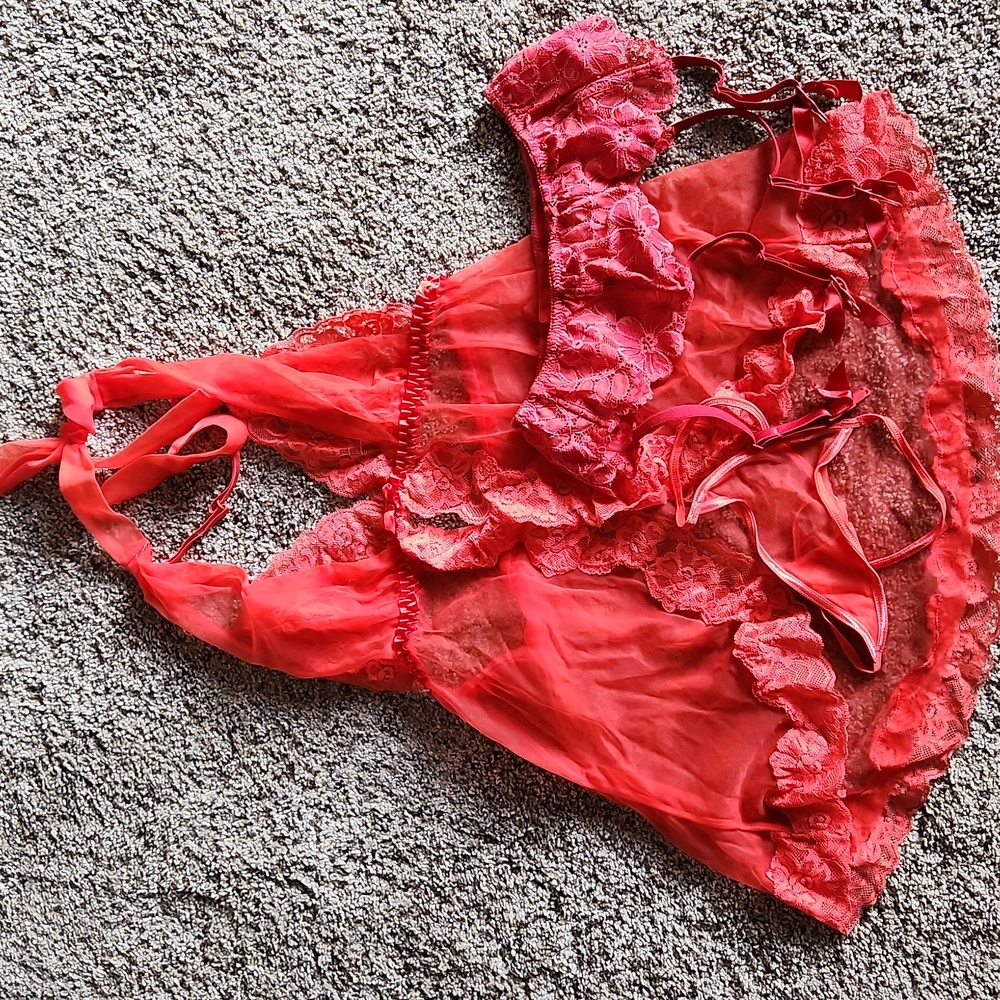 🌿 Lot Of 2 Intimate Apparel Items🌿